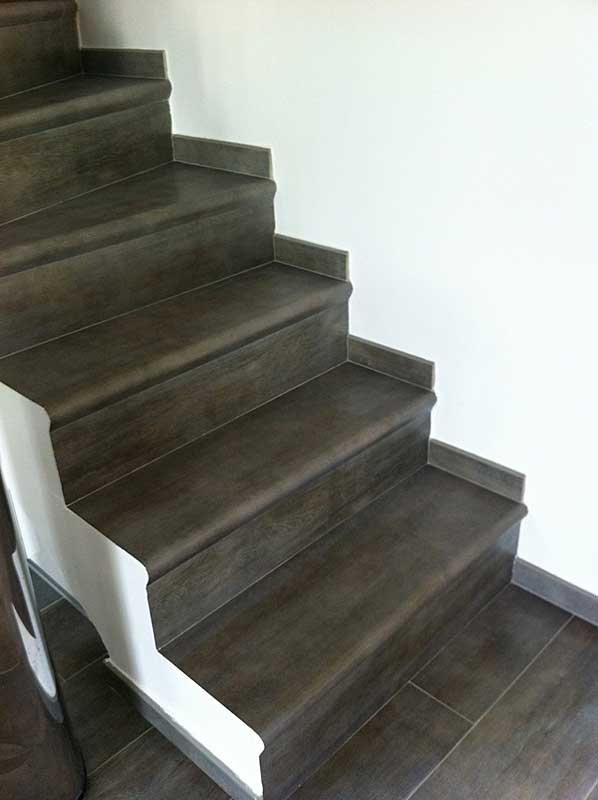 escalier interieur ceramique